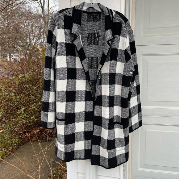 Talbots Sweaters - NWT Talbots Beautiful Thick Black White Plaid Open Front Cardigan Pockets